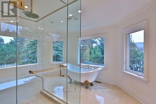 11 York Road, Toronto, Ontario  M2L 1H4 - Photo 12 - C12729128