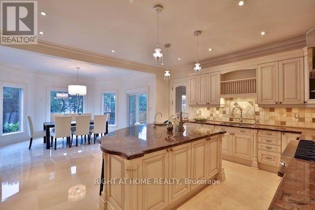 11 York Road, Toronto, Ontario  M2L 1H4 - Photo 6 - C12729128