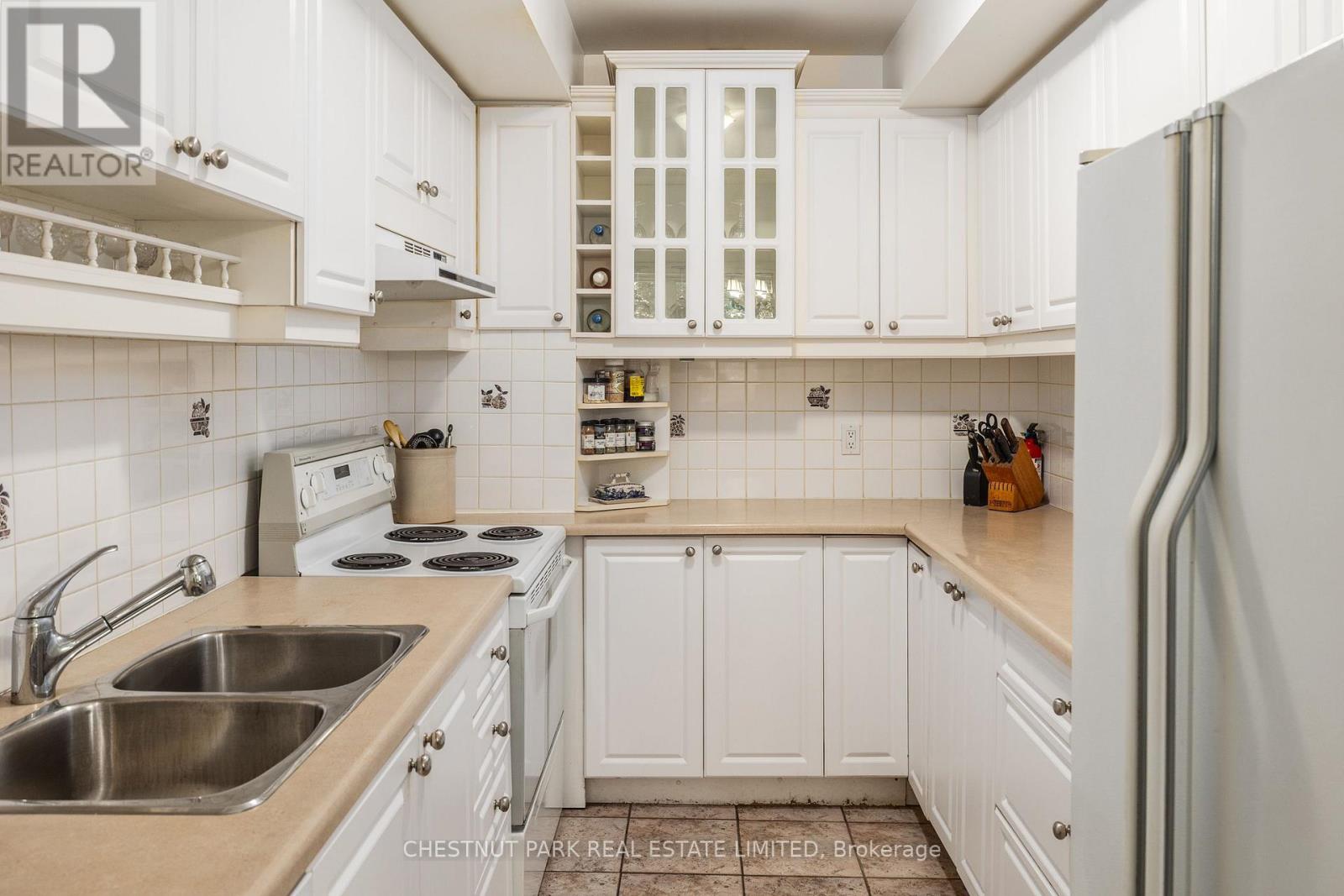 502 - 21 Dale Avenue, Toronto, Ontario  M4W 1K3 - Photo 6 - C12729136