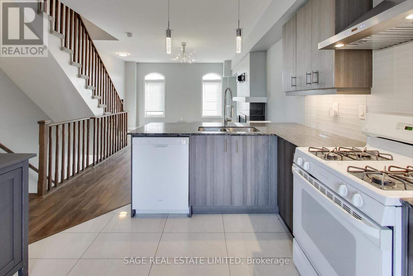 1417 Salem Road N, Ajax, Ontario  L1Z 0R9 - Photo 12 - E12728970