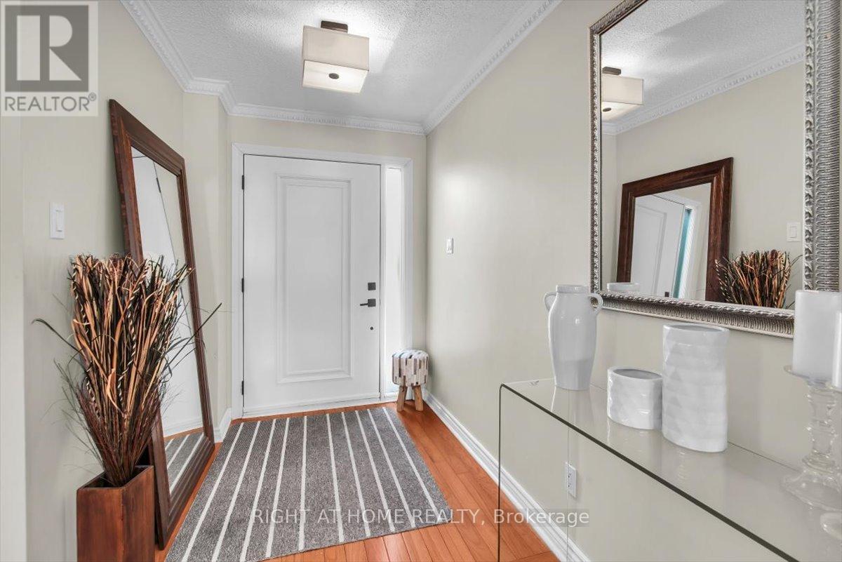 34 Bashford Road, Ajax, Ontario  L1S 3Y2 - Photo 4 - E12729004