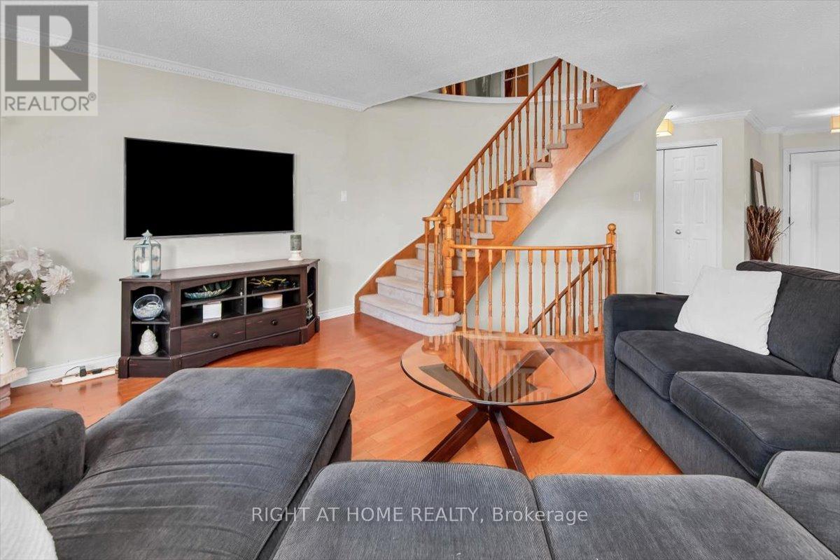 34 Bashford Road, Ajax, Ontario  L1S 3Y2 - Photo 8 - E12729004