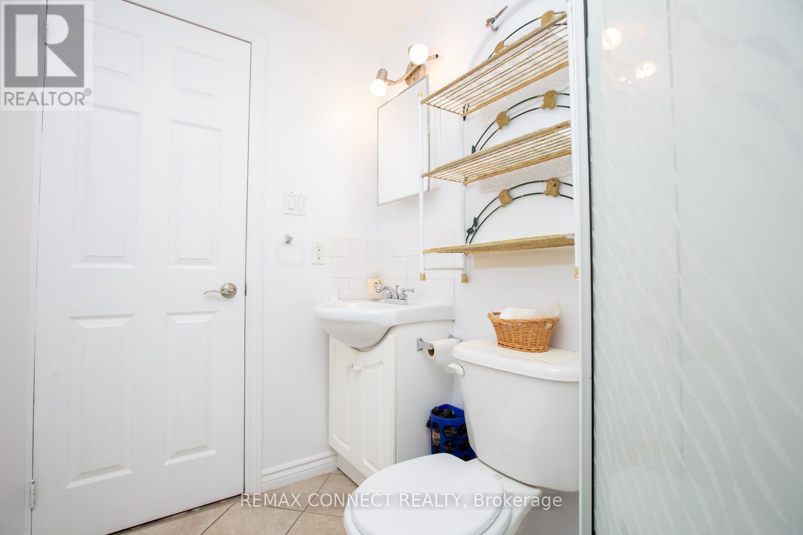Lower - 73 Carisbrooke Square, Toronto, Ontario  M1B 4M6 - Photo 14 - E12729070