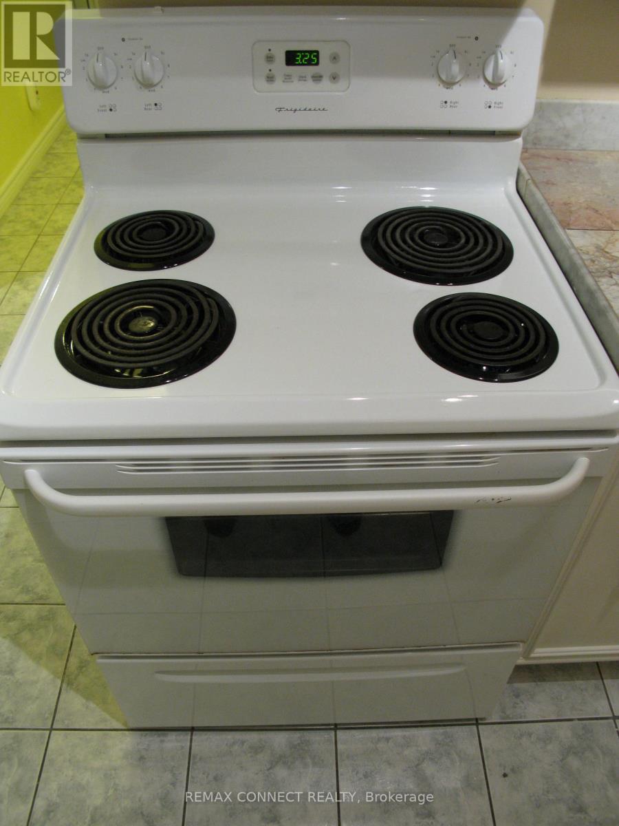 Lower - 73 Carisbrooke Square, Toronto, Ontario  M1B 4M6 - Photo 7 - E12729070