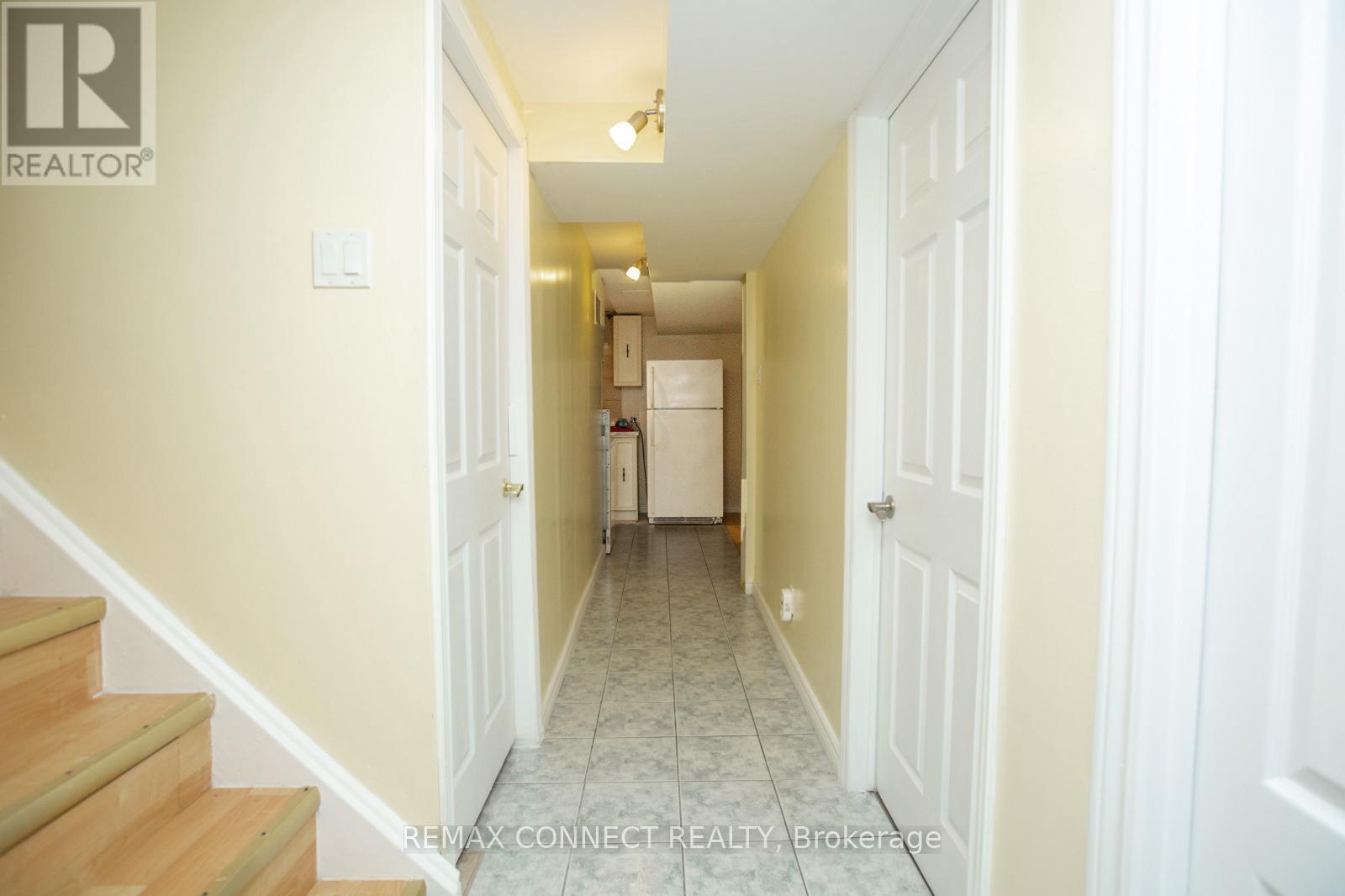 Lower - 73 Carisbrooke Square, Toronto, Ontario  M1B 4M6 - Photo 8 - E12729070