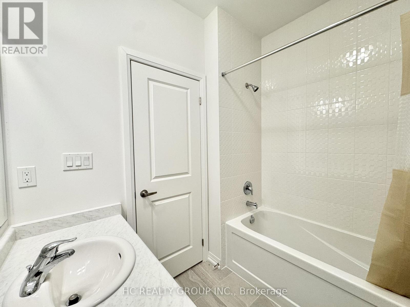 2978 Seagrass Street, Pickering, Ontario  L1X 0P8 - Photo 17 - E12729130