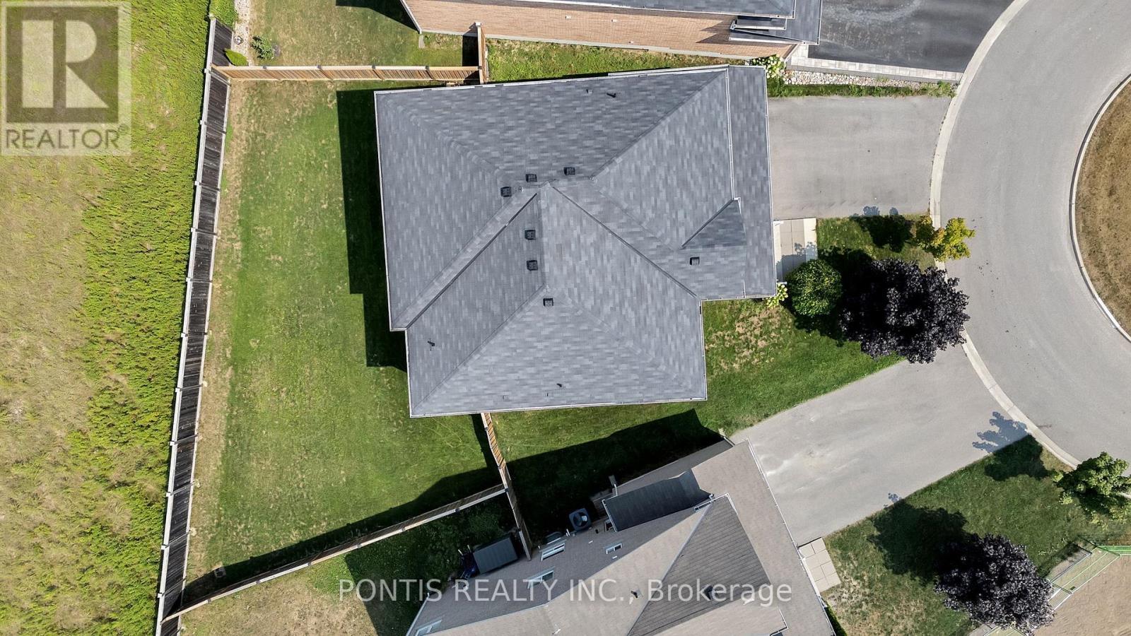 2051 Hunking Court, Oshawa, Ontario  L1K 0V3 - Photo 5 - E12729142