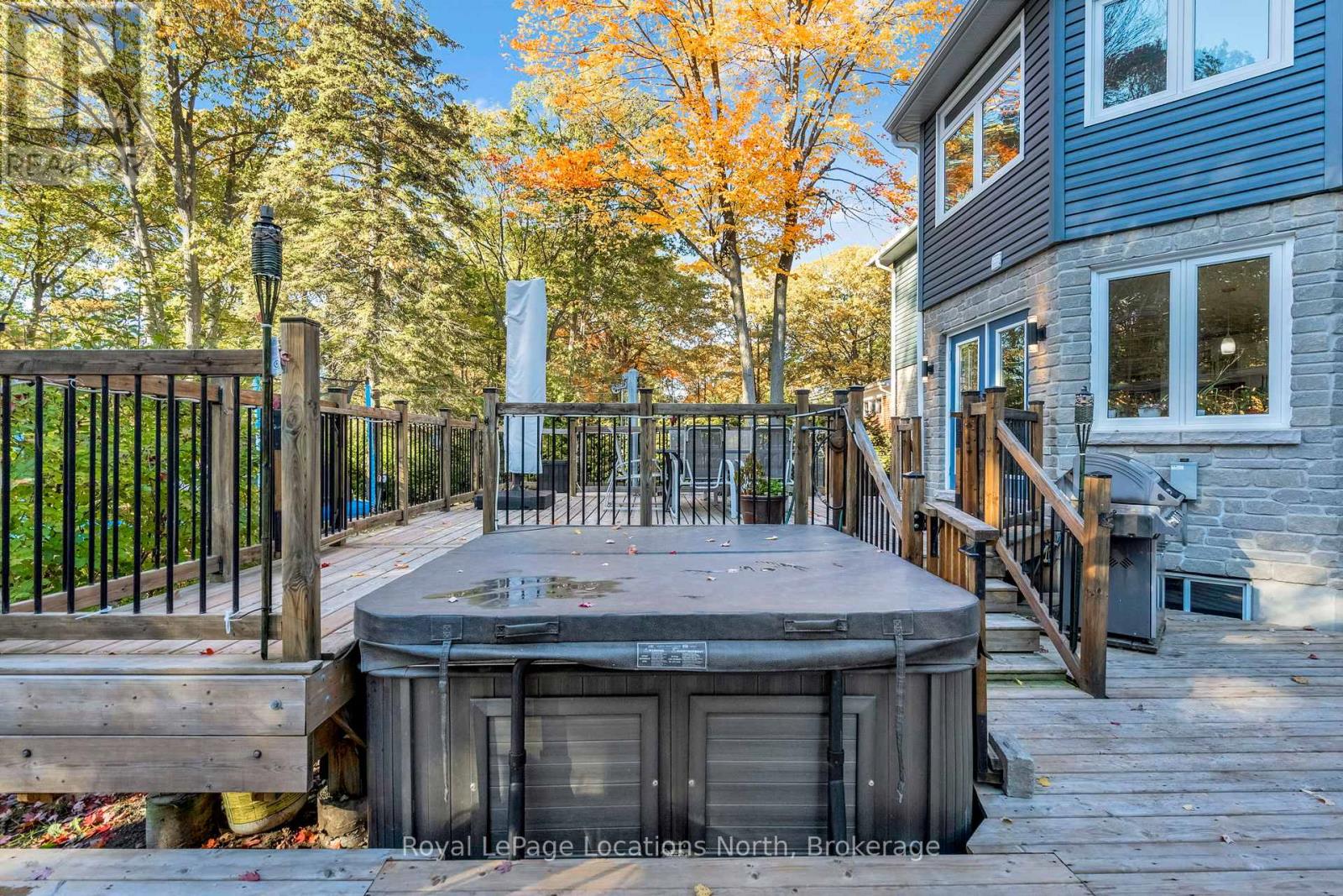 266 45th Street S, Wasaga Beach, Ontario  L9Z 1R3 - Photo 44 - S12485492