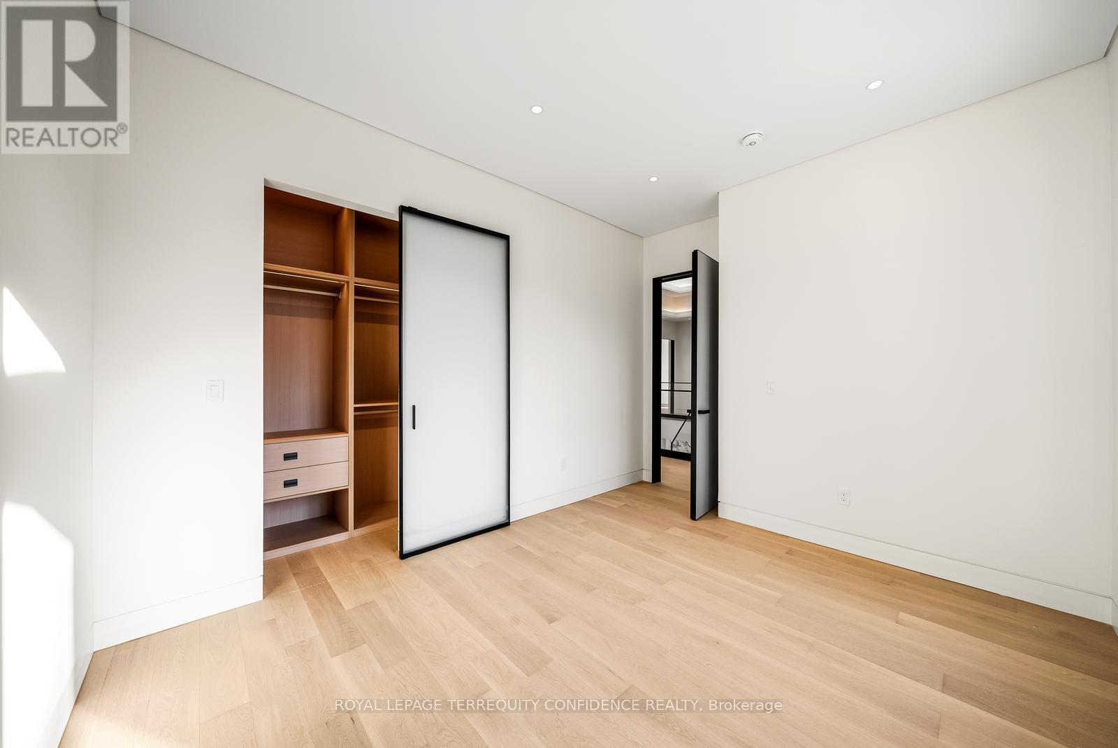 281 Kerrybrook Drive, Richmond Hill, Ontario  L4C 3R2 - Photo 35 - N12729020