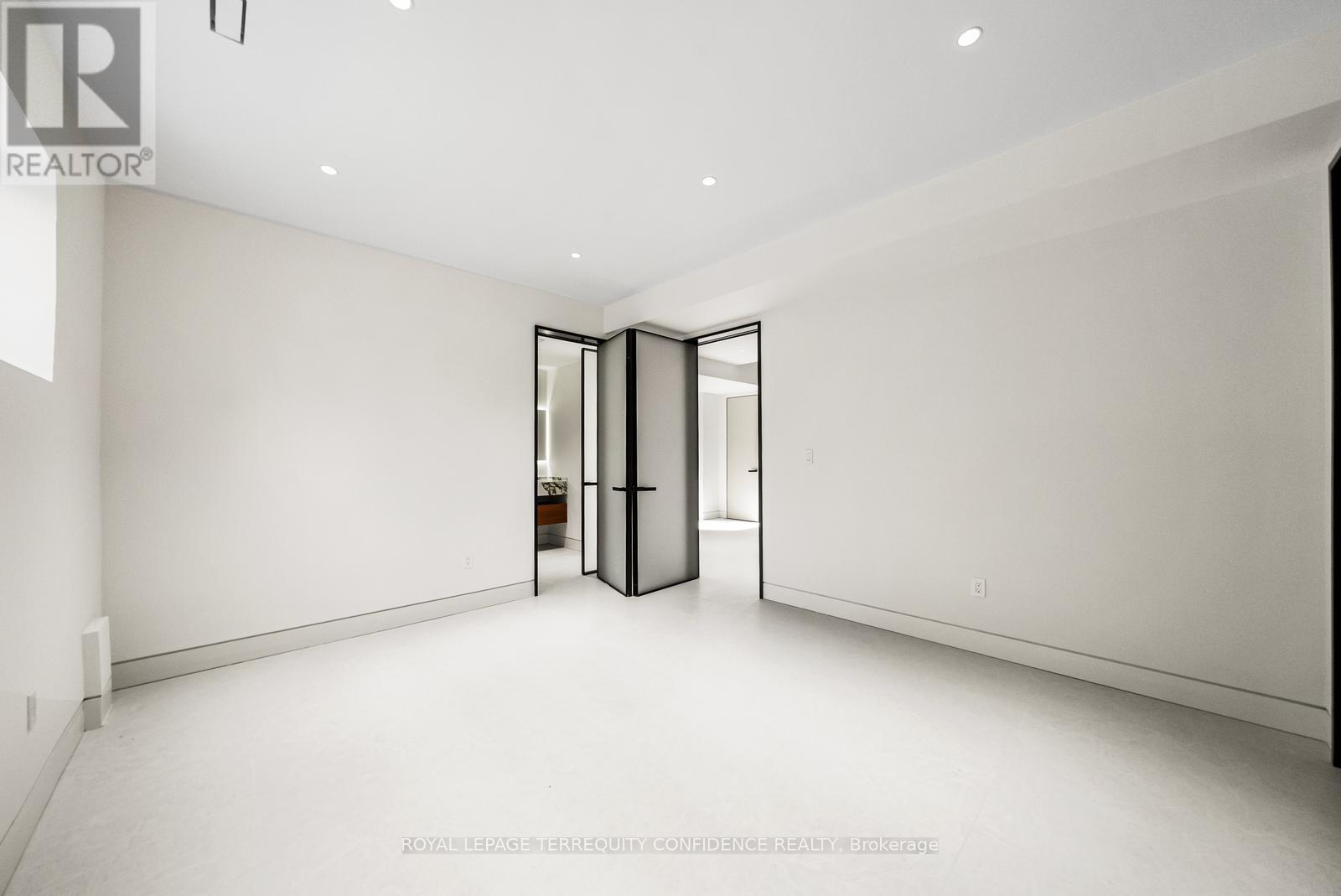 281 Kerrybrook Drive, Richmond Hill, Ontario  L4C 3R2 - Photo 42 - N12729020