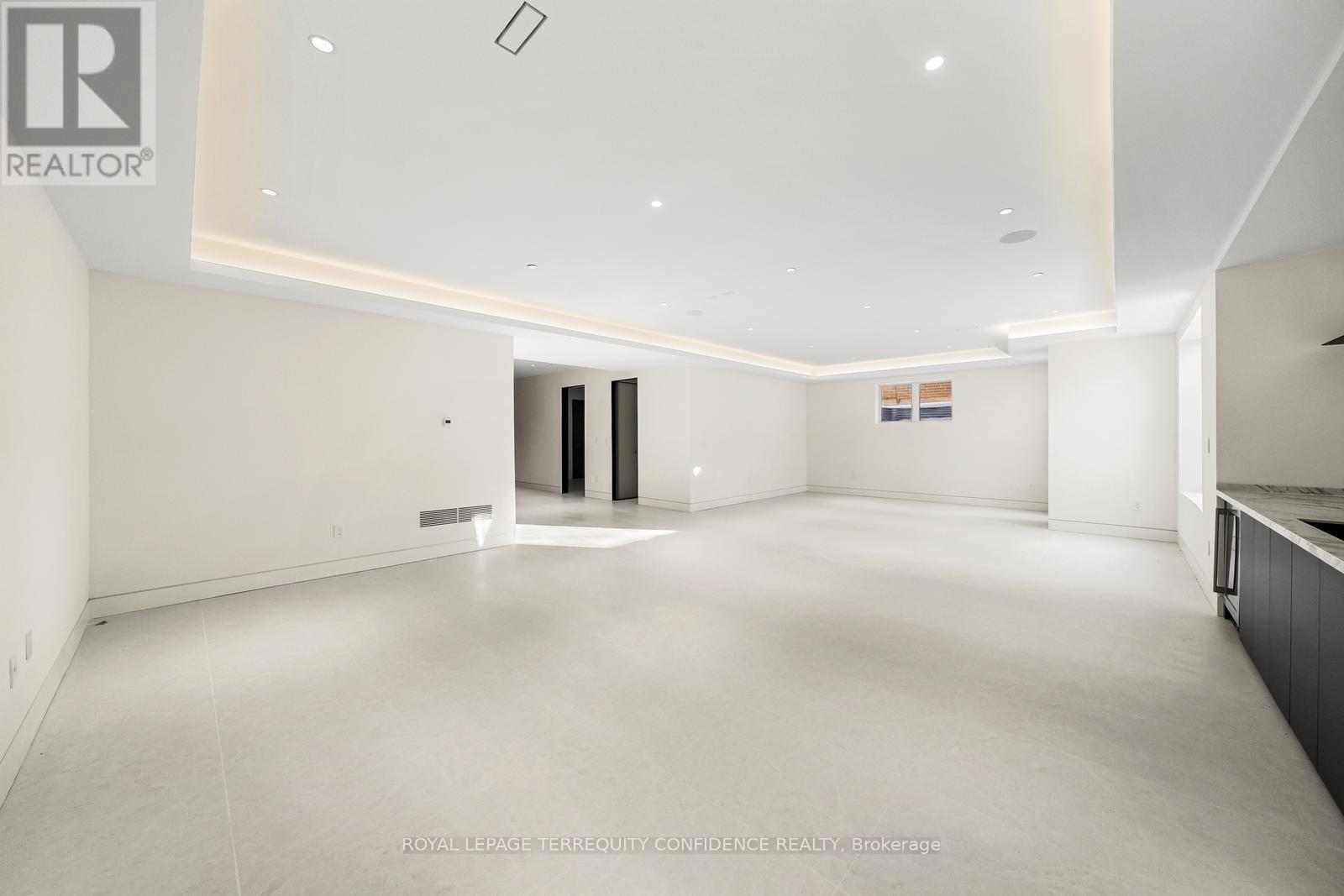 281 Kerrybrook Drive, Richmond Hill, Ontario  L4C 3R2 - Photo 45 - N12729020