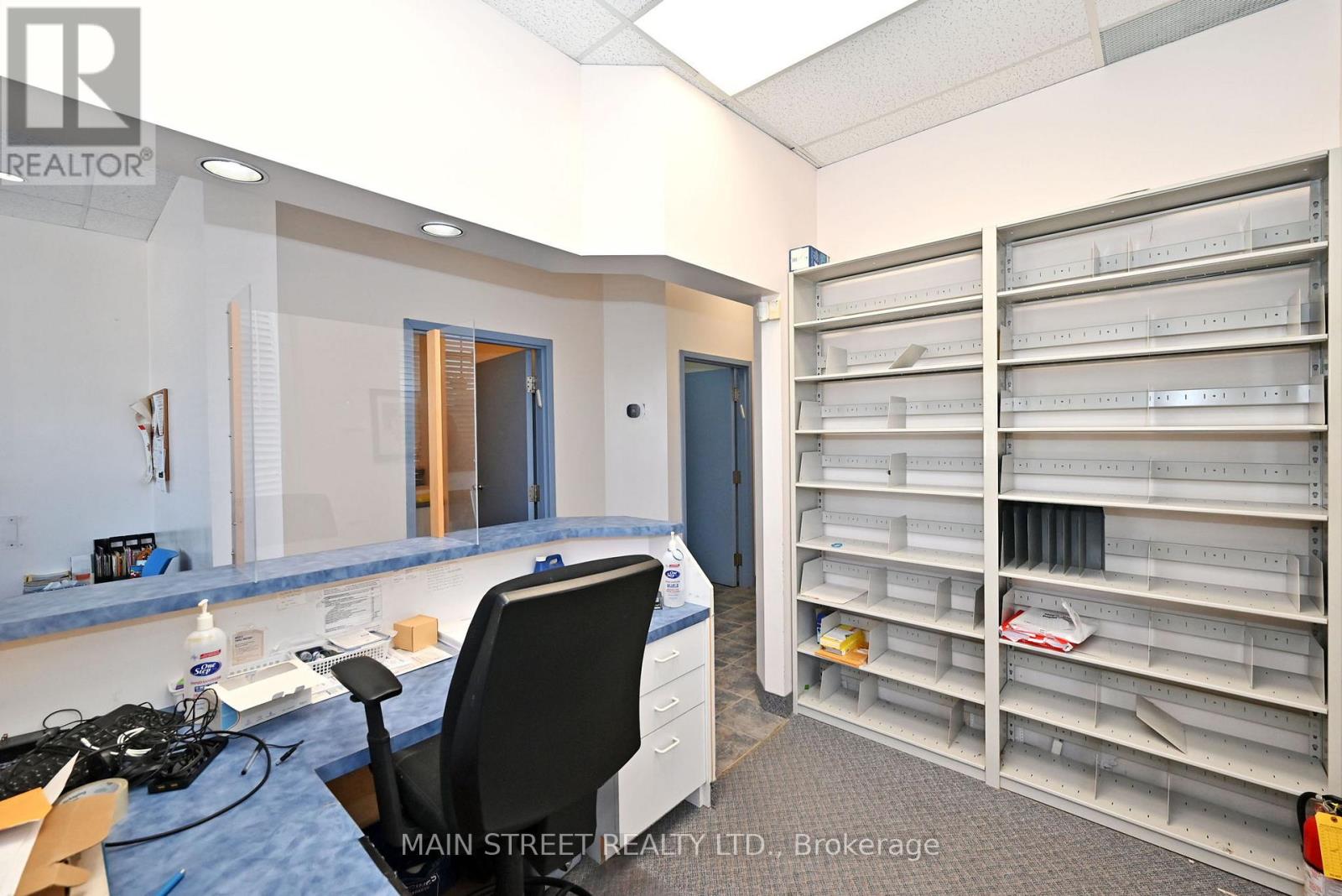 6 - 200 Davis Drive, Newmarket, Ontario  L3Y 2N4 - Photo 6 - N12729076