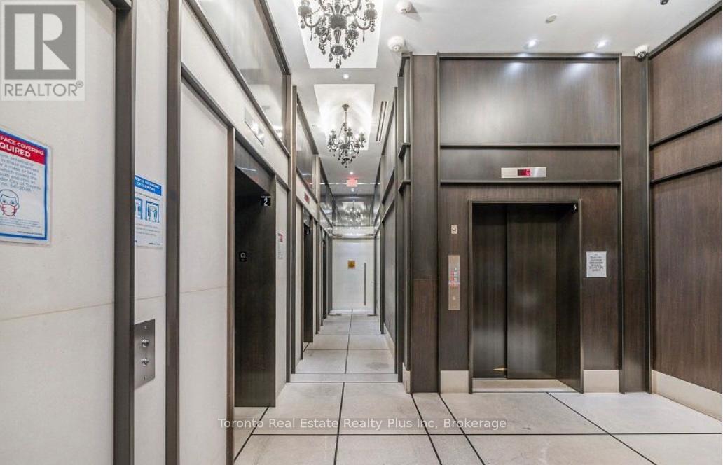 1304 - 197 Yonge Street, Toronto, Ontario  M5B 1M4 - Photo 3 - C12322585