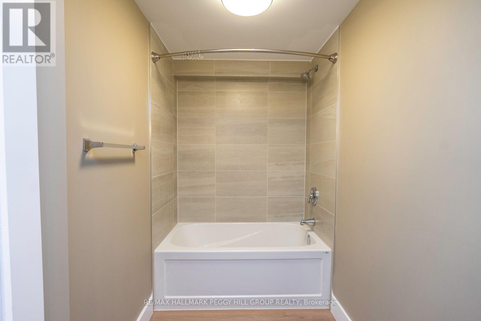 Lower - 16 Autumn Lane, Barrie, Ontario  L4N 6G8 - Photo 7 - S12728994