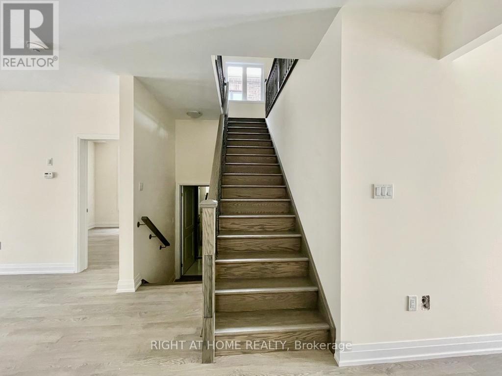 48 Daisy Street, Springwater, Ontario  L9X 2E2 - Photo 12 - S12729052