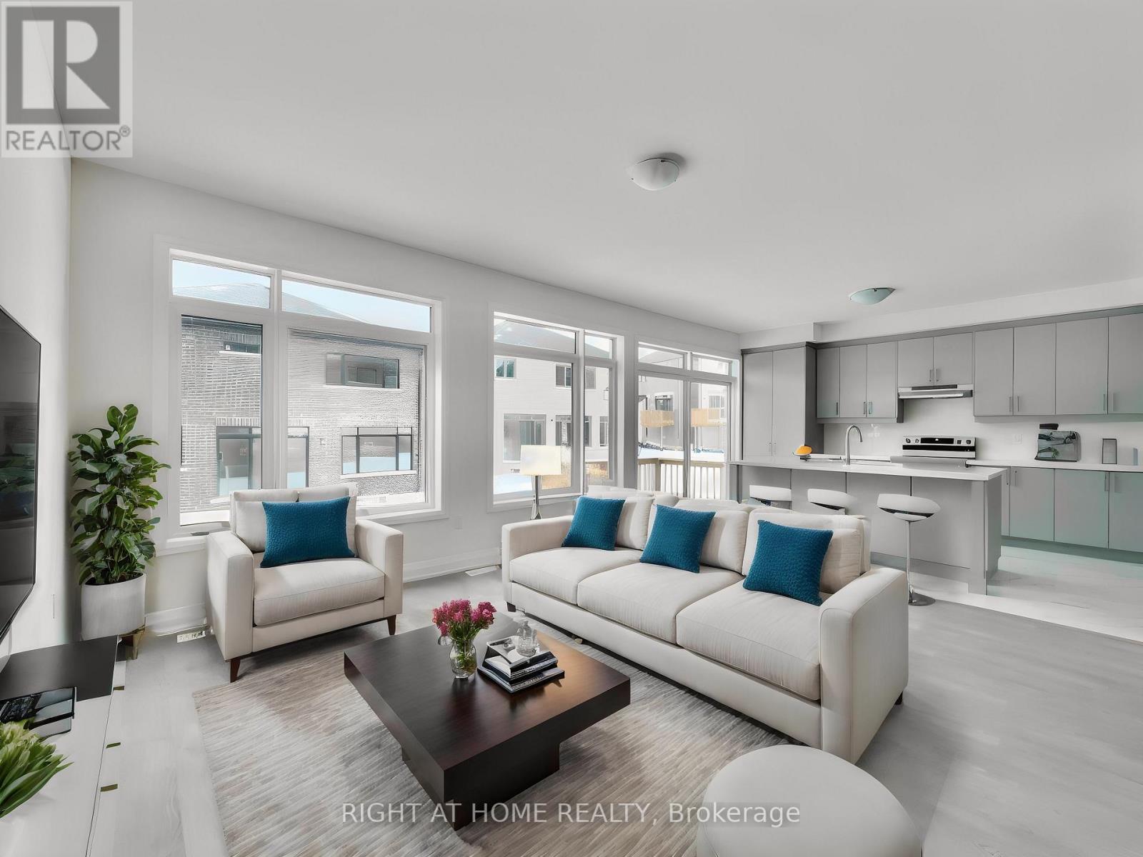 48 Daisy Street, Springwater, Ontario  L9X 2E2 - Photo 2 - S12729052