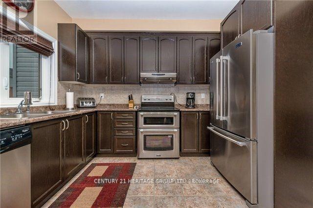 93 Pearcey Crescent, Barrie (West Bayfield), Ontario  L4N 7H6 - Photo 4 - S12729112