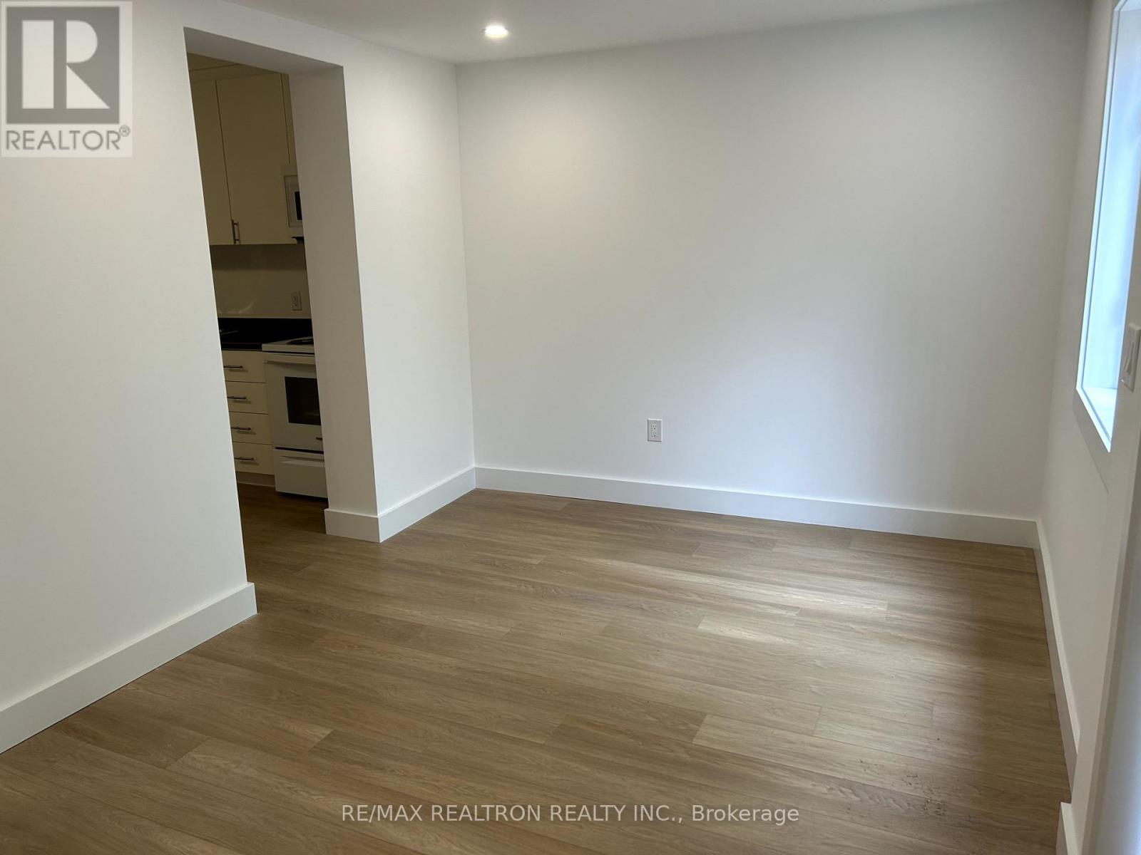 1 - 1293 Gerrard Street E, Toronto, Ontario  M4L 1Y8 - Photo 2 - E12386404