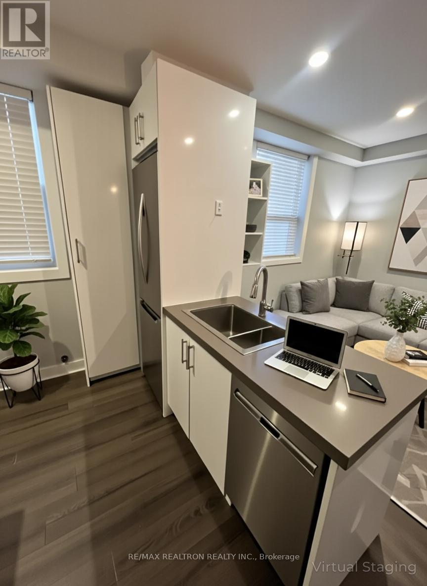 4 - 1492 Dundas Street E, Toronto, Ontario  M4M 1S9 - Photo 2 - E12567850