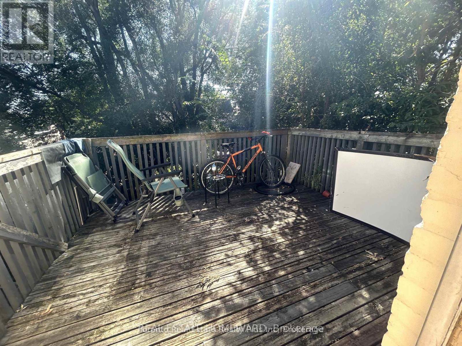 A - 1297 Gerrard Street E, Toronto, Ontario  M4L 1Y8 - Photo 13 - E12377448