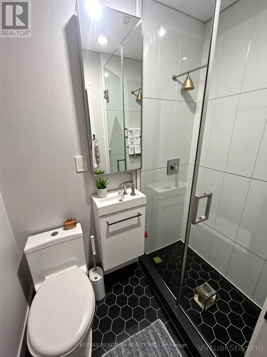 4 - 1492 Dundas Street E, Toronto, Ontario  M4M 1S9 - Photo 5 - E12567850