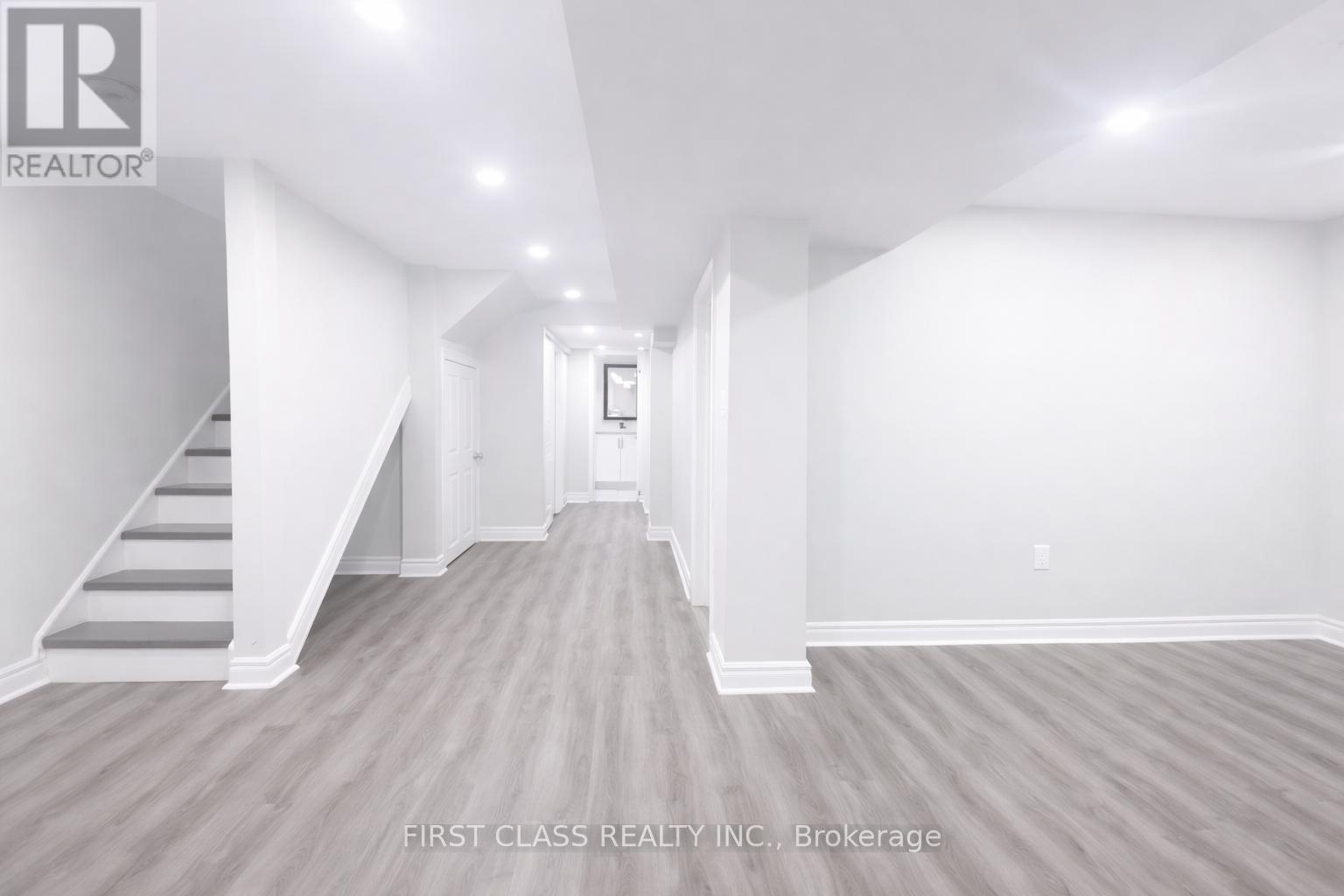 Bsmt - 3280 Pilcom Crescent, Mississauga, Ontario  L5B 3X5 - Photo 4 - W12728948