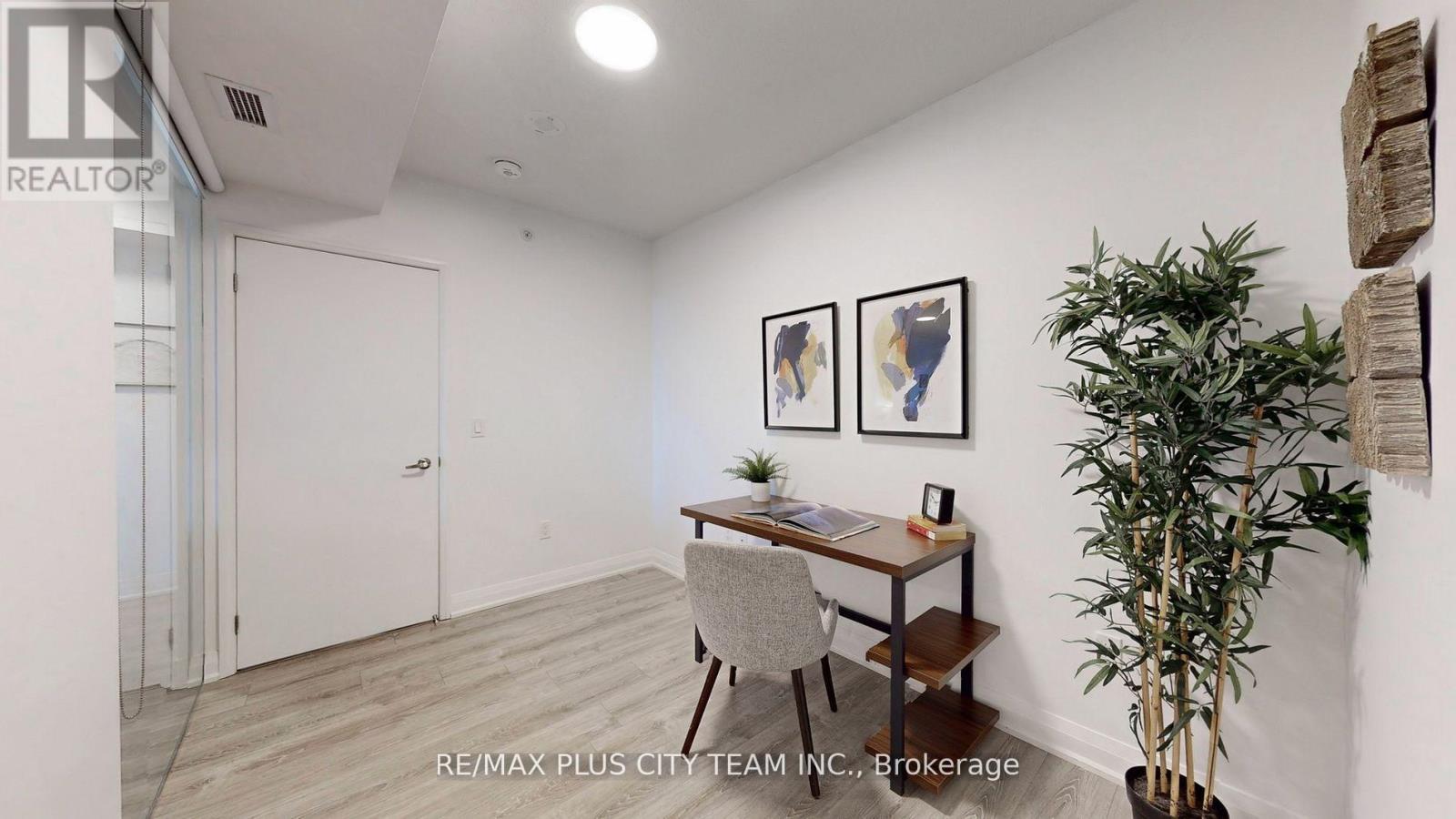 517 - 10 Gibbs Road, Toronto, Ontario  M9B 0E2 - Photo 18 - W12728964