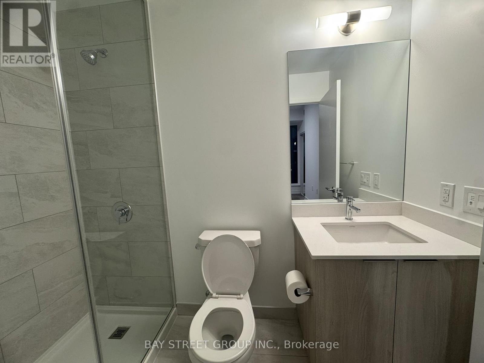 2504 - 395 Square One Drive, Mississauga, Ontario  L5B 0P6 - Photo 13 - W12729074