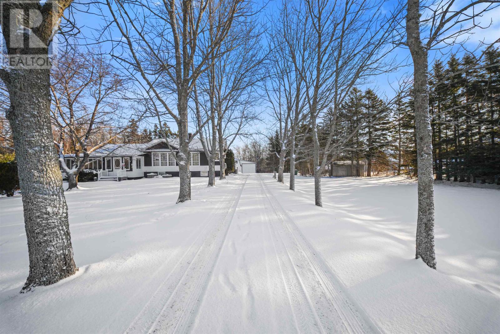 693 Thompson Road, St. Louis, Prince Edward Island  C0B 1Z0 - Photo 3 - 202601488