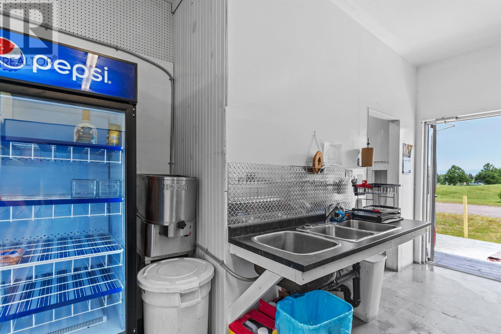 8989 Cavendish Road, Cavendish, Prince Edward Island C0A 1N0 - Photo 16 - 202601490