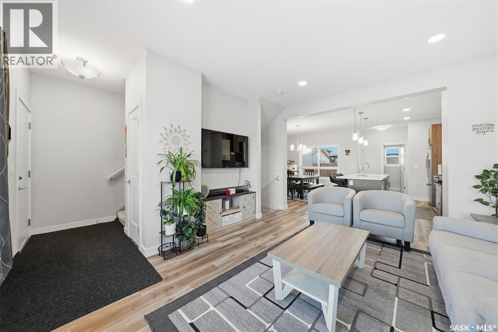 705 Evergreen Boulevard, Saskatoon, Saskatchewan  S7W 0Y8 - Photo 4 - SK027365