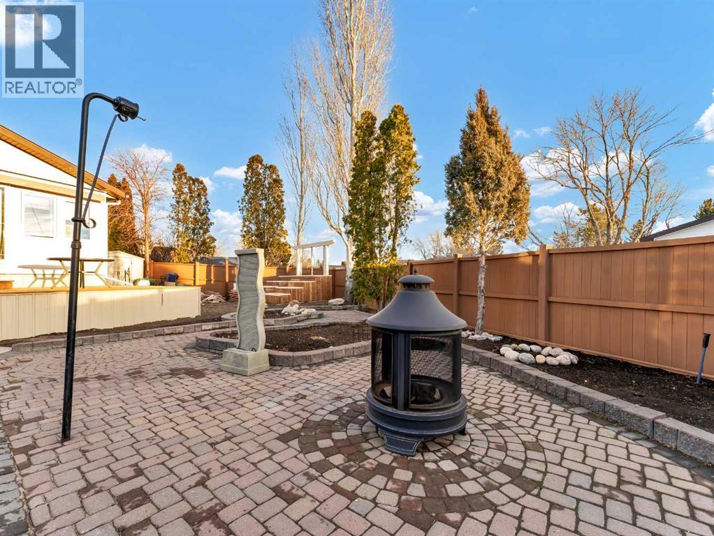 35 Horner Court Ne, Medicine Hat, Alberta  T1C 1M1 - Photo 44 - A2279649