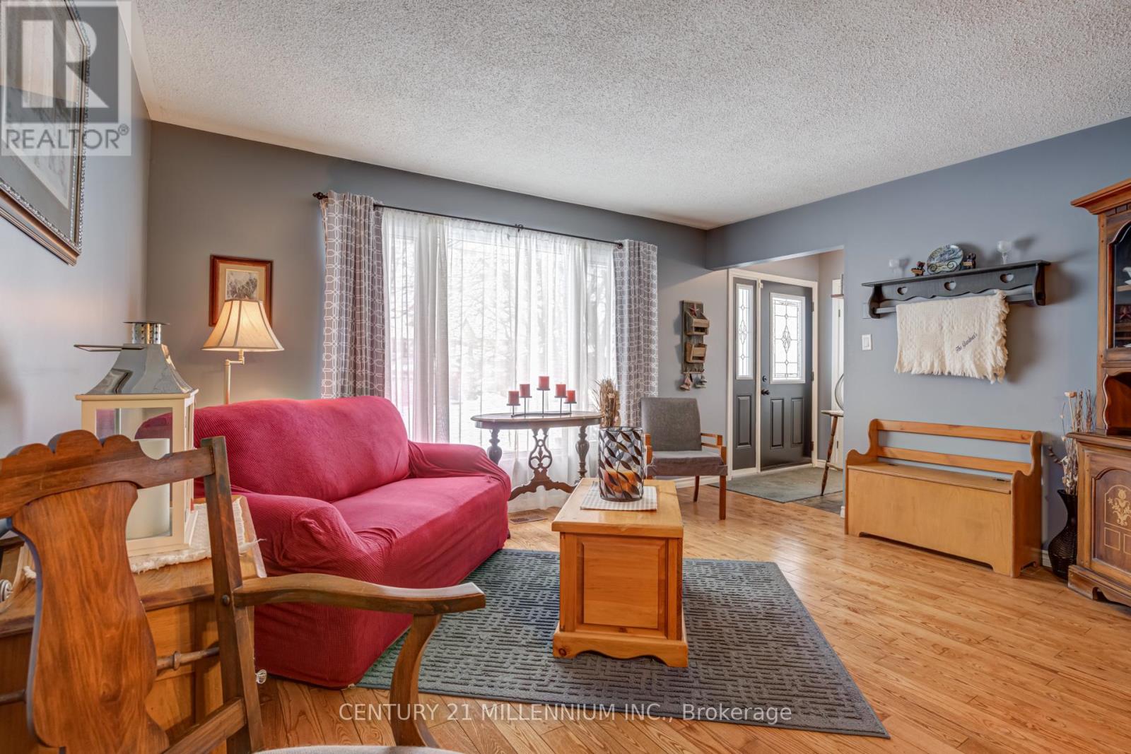 334 Simon Street, Shelburne, Ontario  L9V 2Y5 - Photo 6 - X12729038