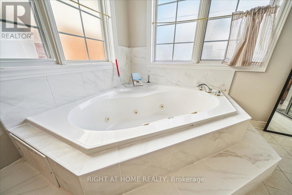 118 Bowles Drive, Ajax, Ontario  L1T 4C2 - Photo 23 - E12725416