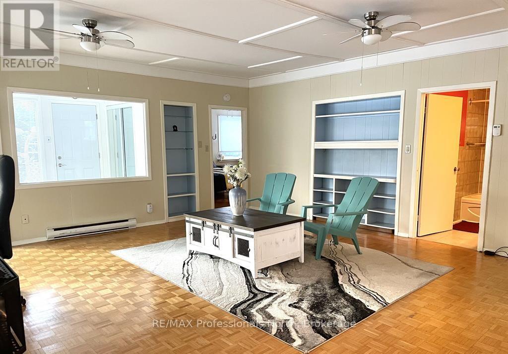 258 Hunters Bay Drive, Huntsville, Ontario  P1H 1N2 - Photo 11 - X12729154