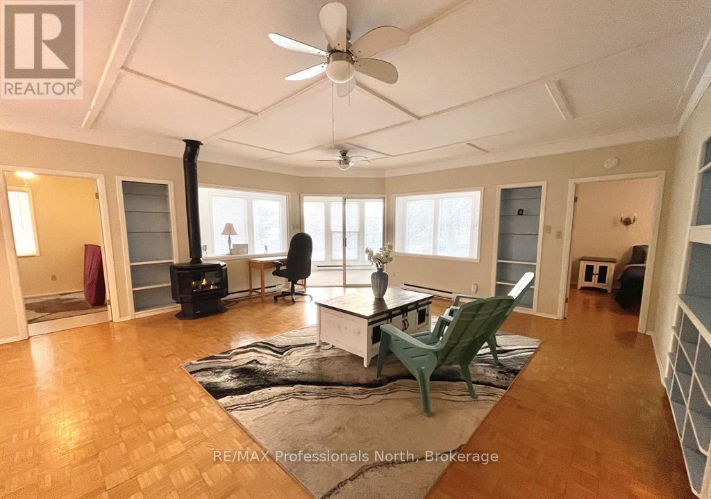 258 Hunters Bay Drive, Huntsville, Ontario  P1H 1N2 - Photo 13 - X12729154