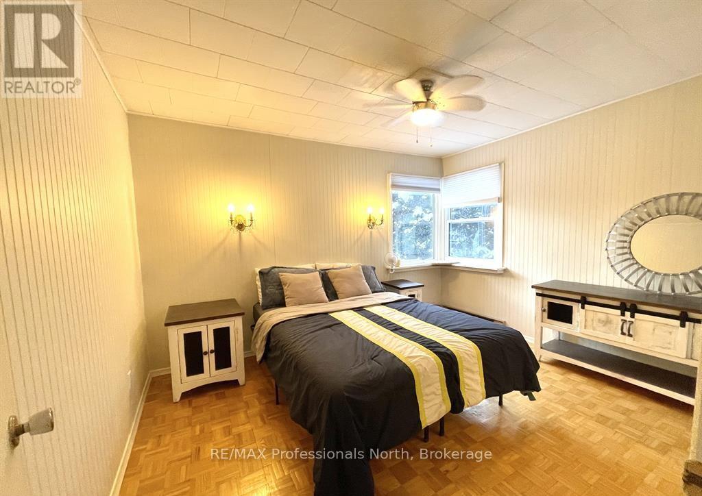 258 Hunters Bay Drive, Huntsville, Ontario  P1H 1N2 - Photo 18 - X12729154