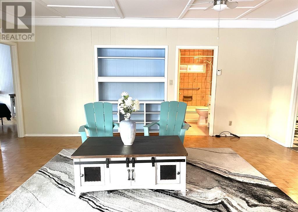 258 Hunters Bay Drive, Huntsville, Ontario  P1H 1N2 - Photo 9 - X12729154