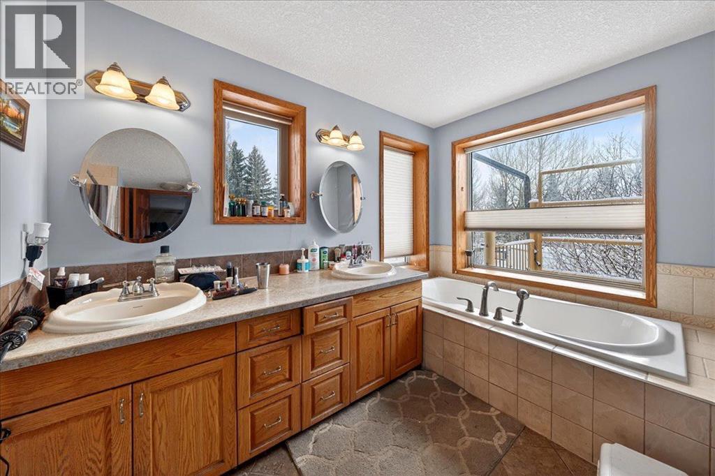 1 De Winton Ridge Road, De Winton, Alberta  T1S 4W6 - Photo 20 - A2274104