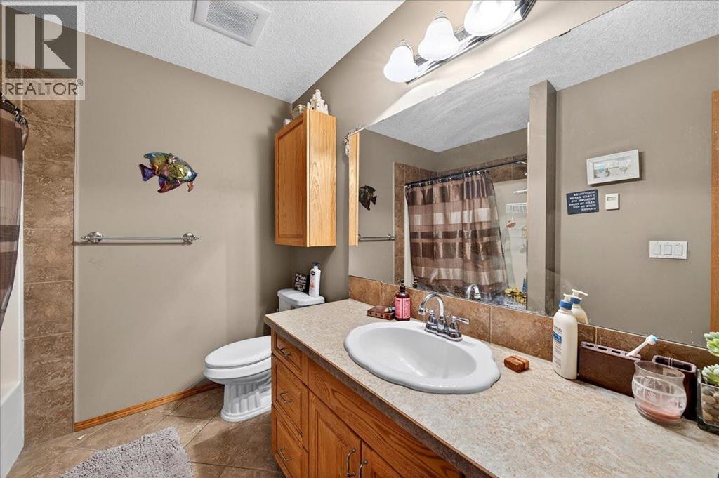 1 De Winton Ridge Road, De Winton, Alberta  T1S 4W6 - Photo 15 - A2274104