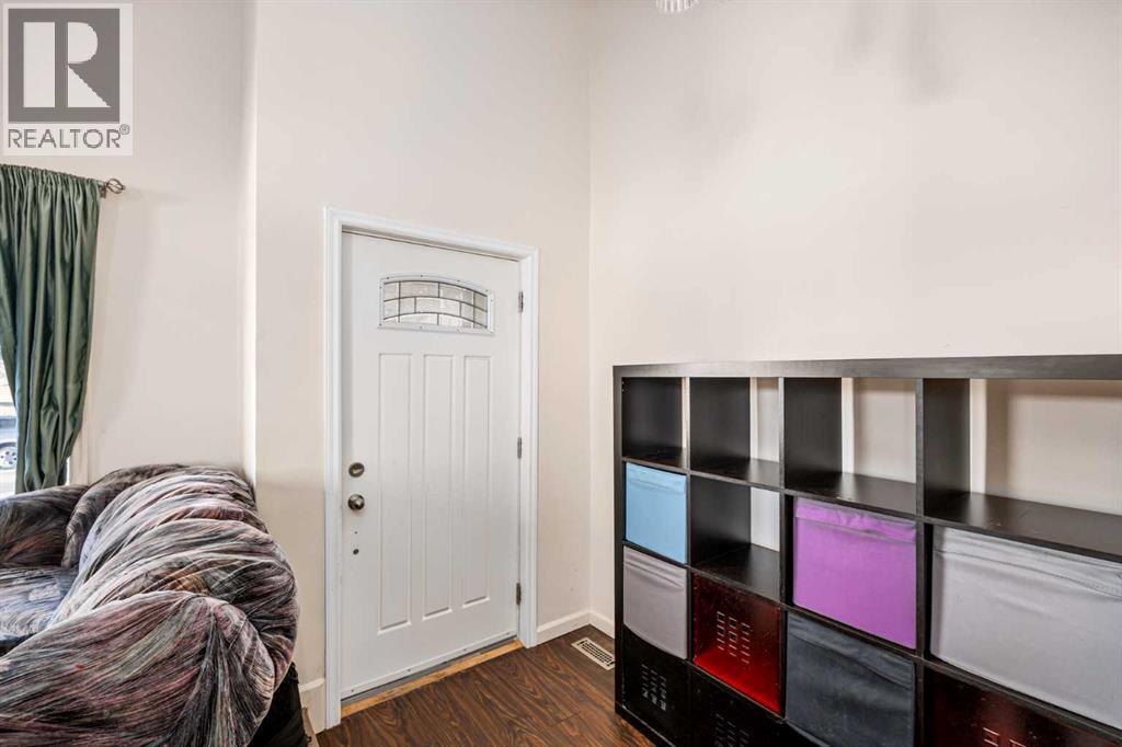 11 Woodborough Road Sw, Calgary, Alberta  T2W 5C1 - Photo 3 - A2280921