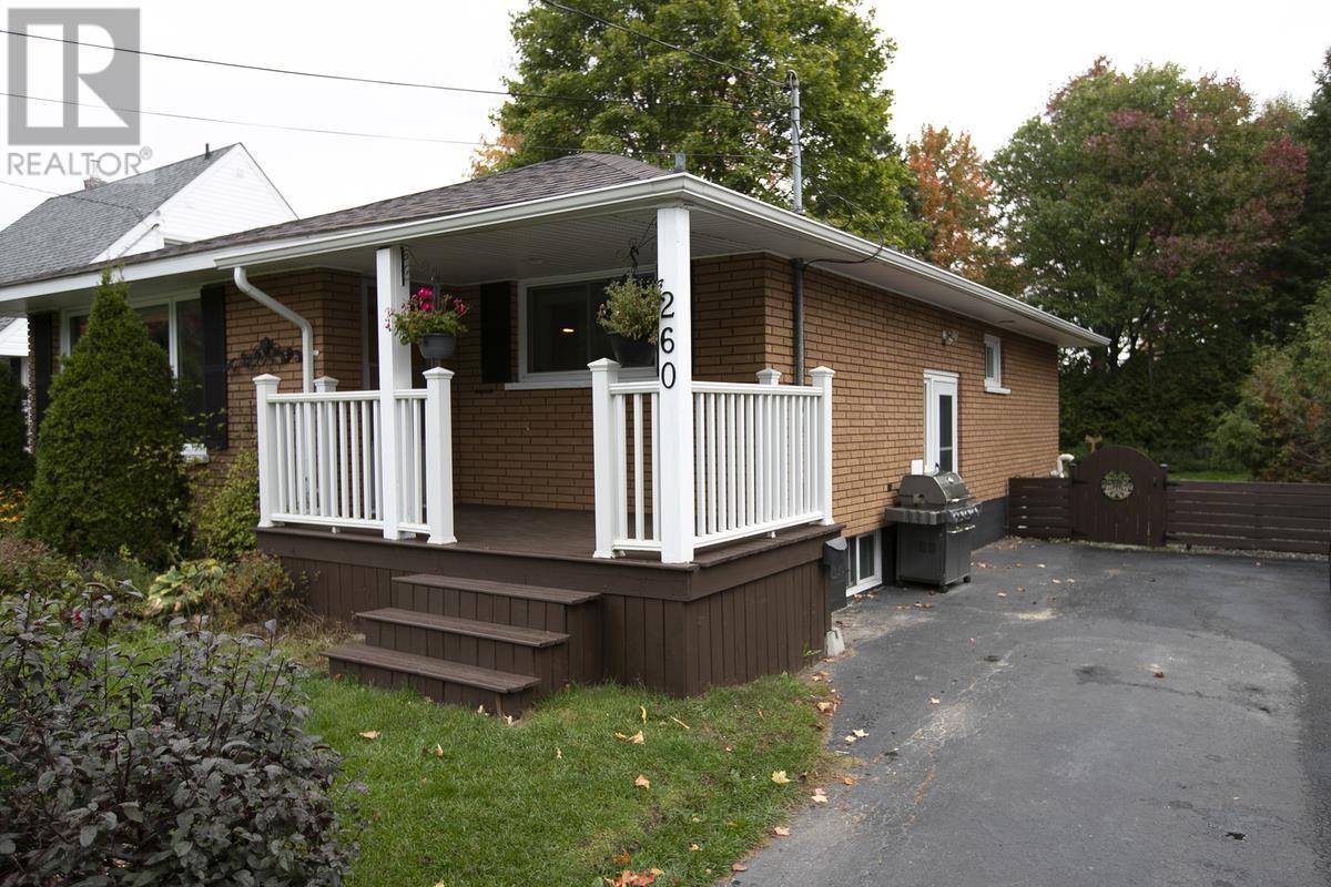 260 Shannon Rd, Sault Ste. Marie, Ontario  P6A 4K4 - Photo 5 - SM260165