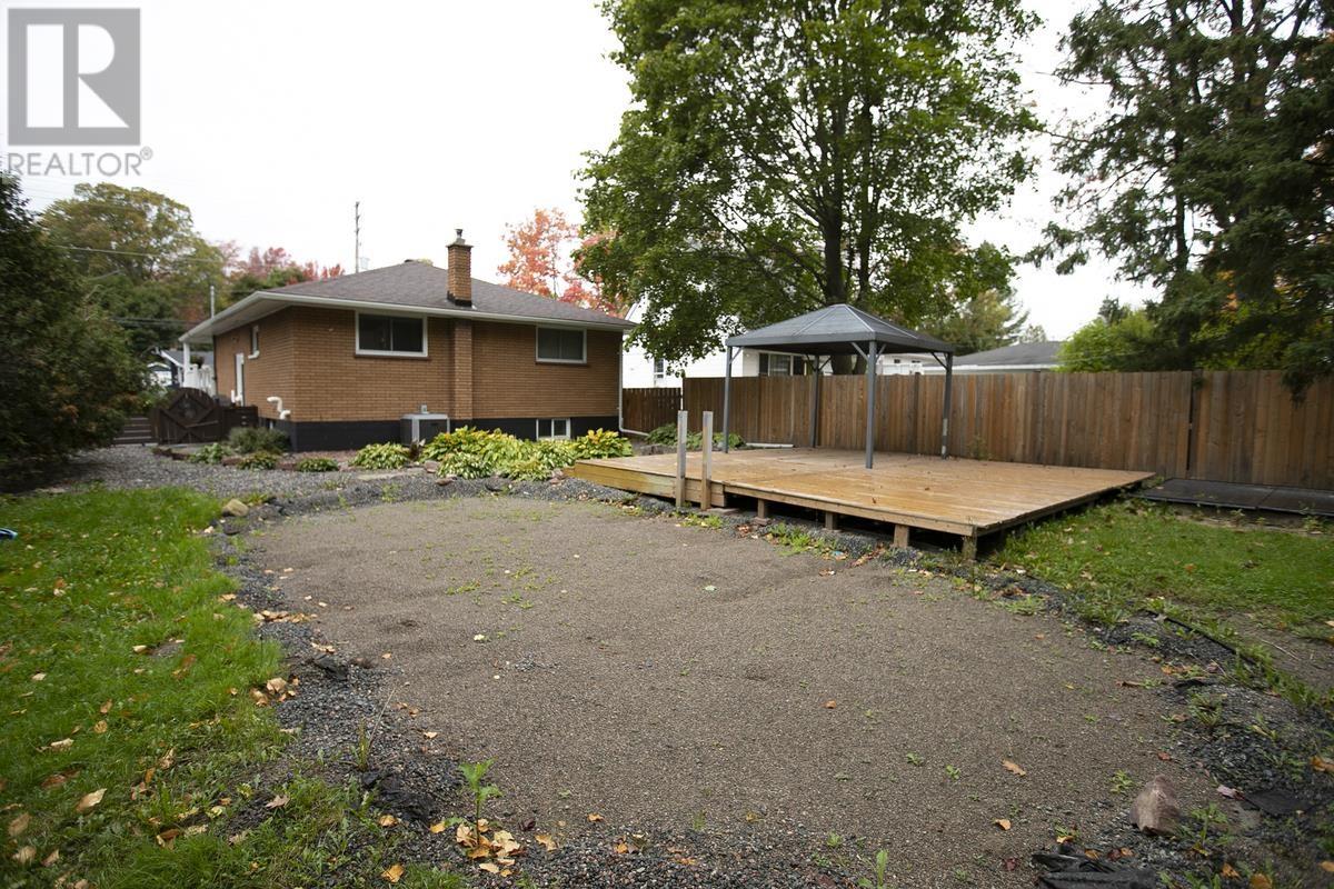 260 Shannon Rd, Sault Ste. Marie, Ontario  P6A 4K4 - Photo 9 - SM260165