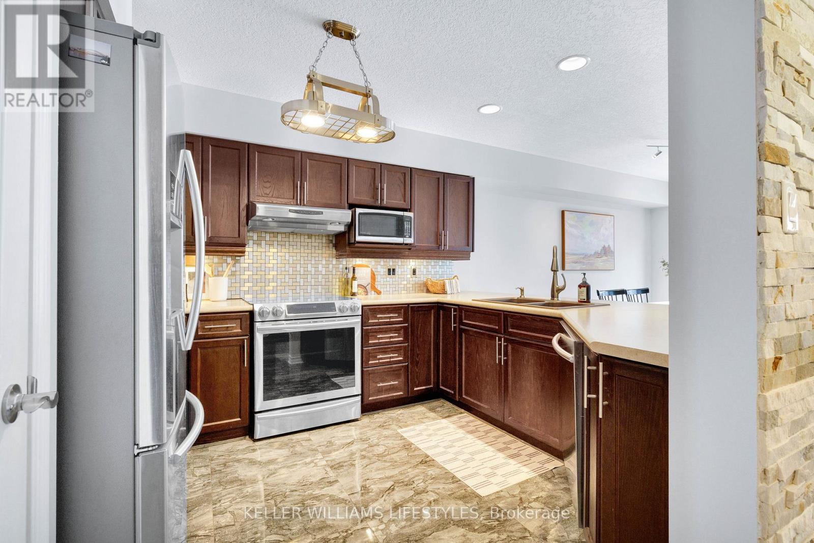 7 - 600 Hyde Park Road, London North, Ontario  N6H 5W8 - Photo 11 - X12729270