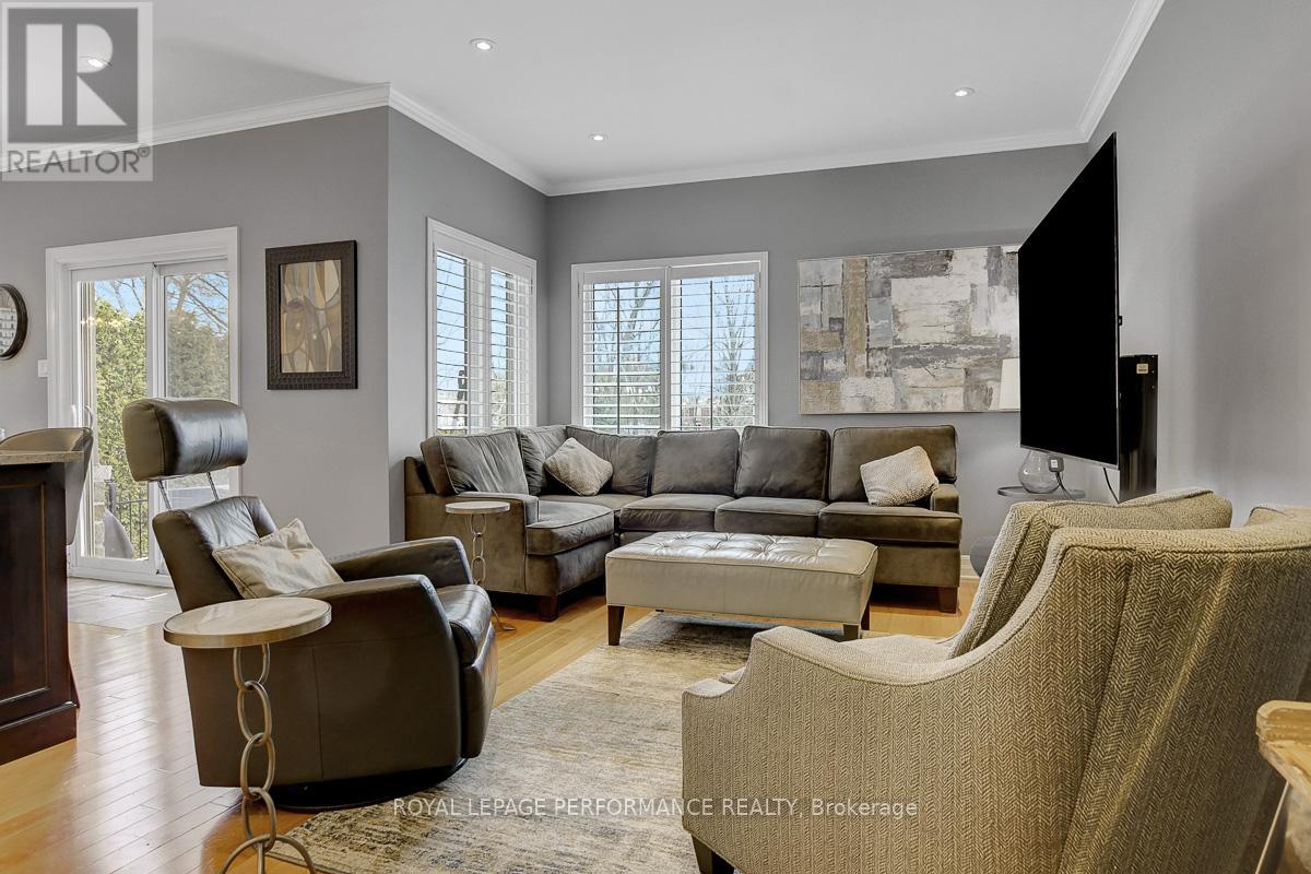 73 Shaughnessy Crescent, Ottawa, Ontario  K2K 2N1 - Photo 11 - X12729170