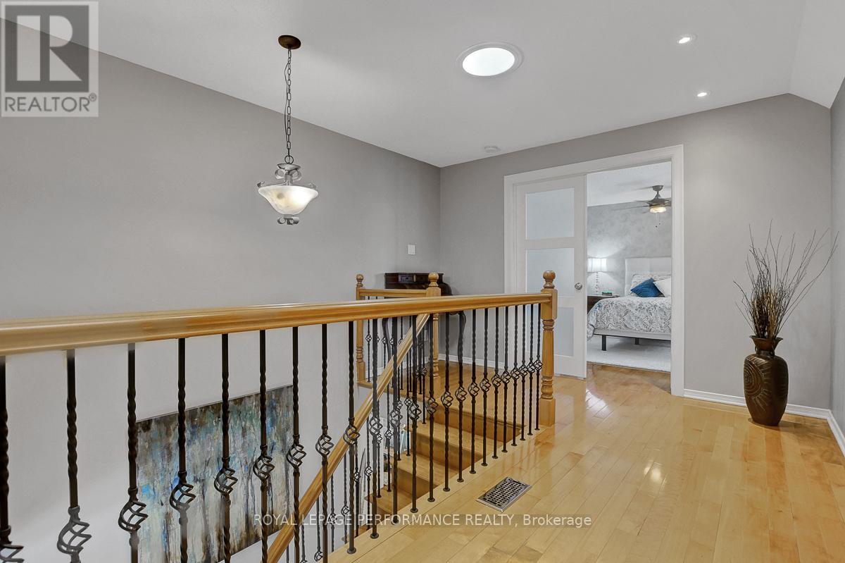 73 Shaughnessy Crescent, Ottawa, Ontario  K2K 2N1 - Photo 17 - X12729170