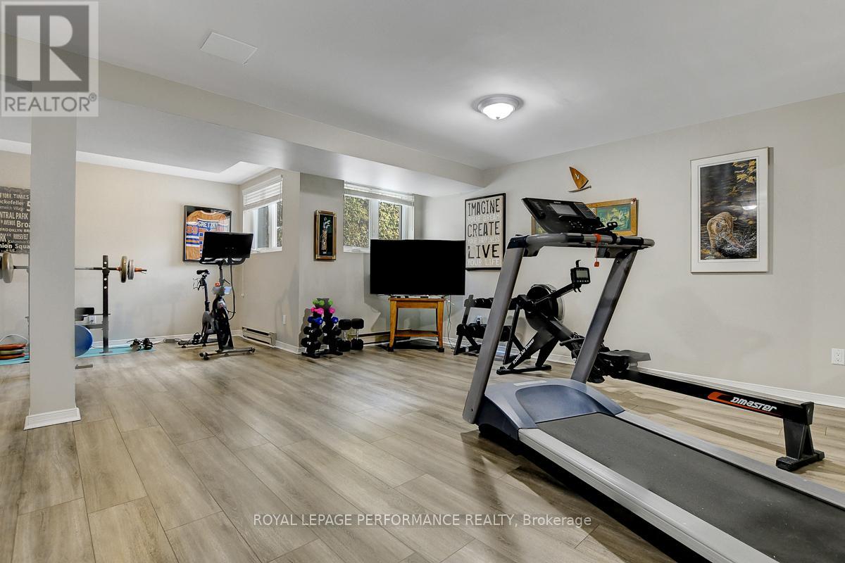 73 Shaughnessy Crescent, Ottawa, Ontario  K2K 2N1 - Photo 21 - X12729170