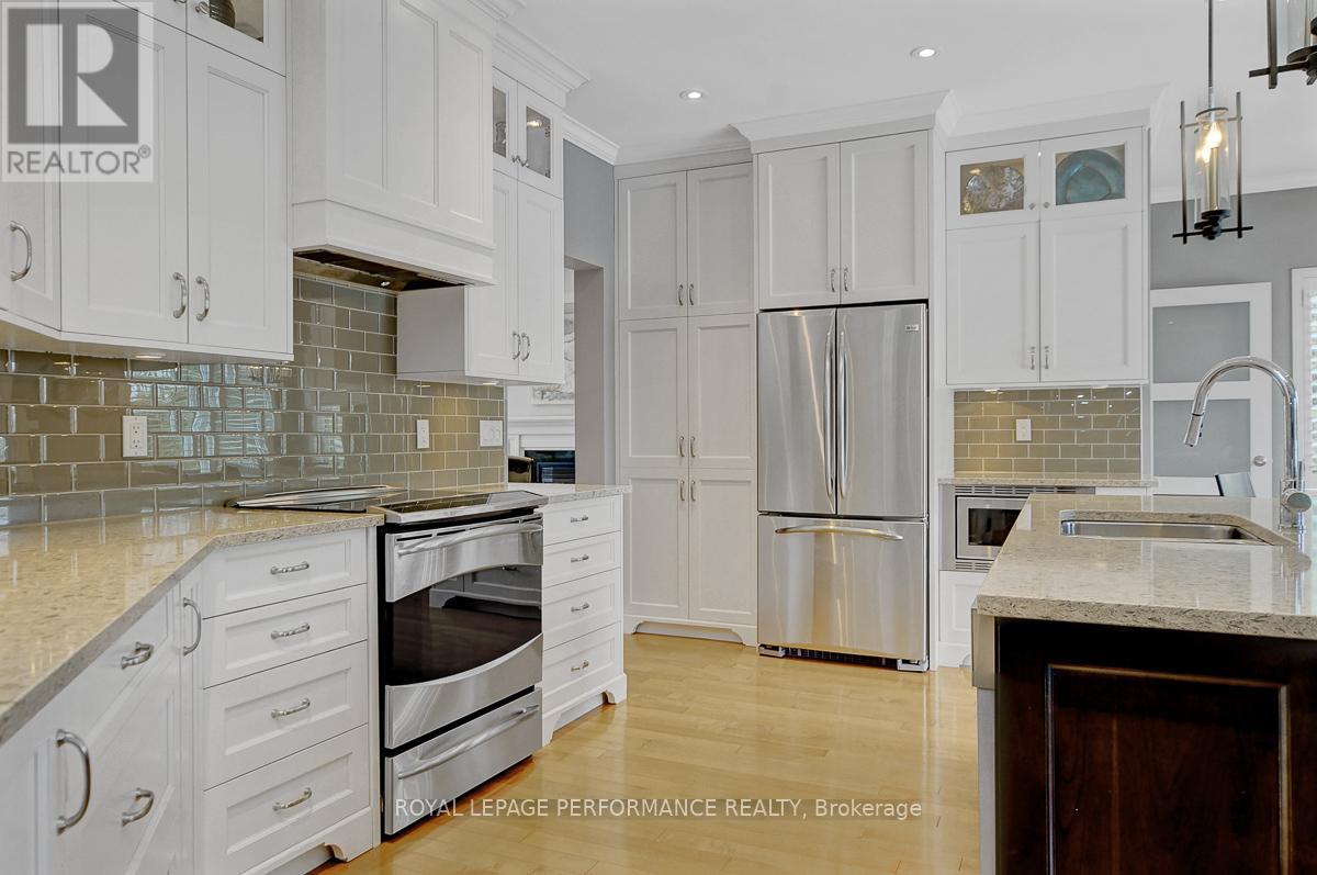 73 Shaughnessy Crescent, Ottawa, Ontario  K2K 2N1 - Photo 9 - X12729170