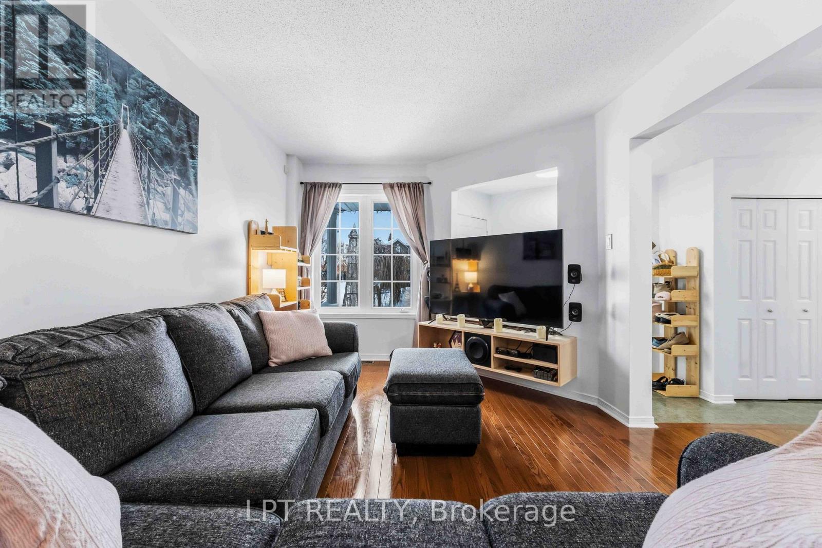 1549 Senateurs Way, Ottawa, Ontario  K4A 4A2 - Photo 4 - X12729242