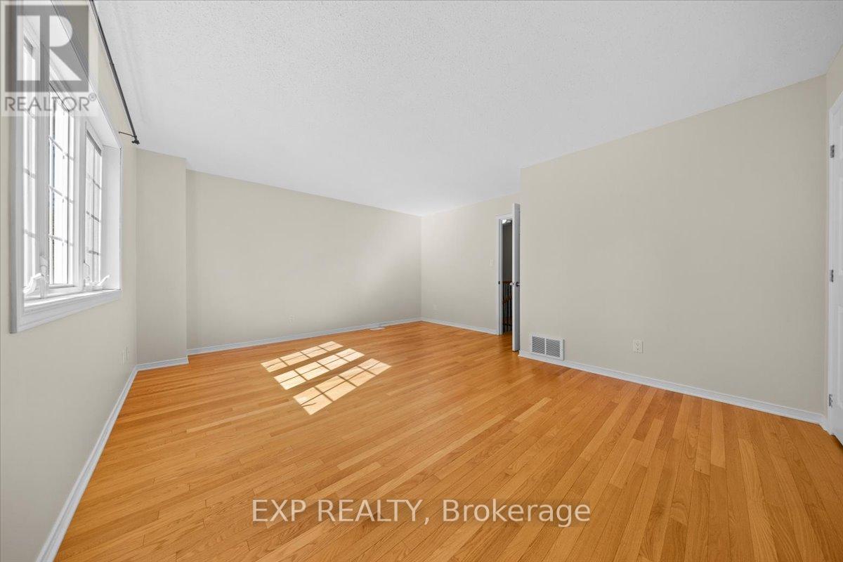 1678 Boisbriand Crescent, Ottawa, Ontario  K1C 4V5 - Photo 24 - X12450098